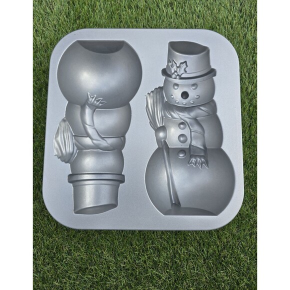 Williams Sonoma Nordic Ware Snowman Cake Mold Pan Christmas 3D 10 Cup 2.6 Liter - Picture 3 of 6